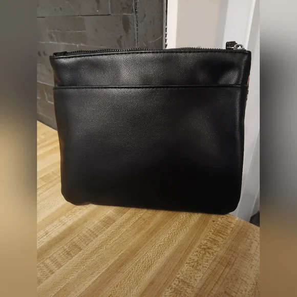 Sold Do Not Buy ED Hardy NWT Large Black & Rhinestoned Skull Wristlet - Picture 5 of 10